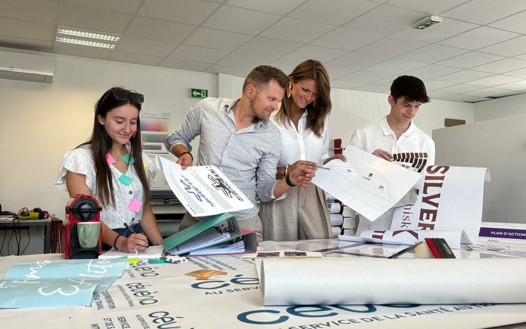 Imprimerie locale vs en ligne : 5 raisons de choisir un imprimeur près de chez vous